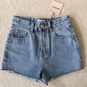Superdown denim shorts raw hem 25 waist Spring Vacation